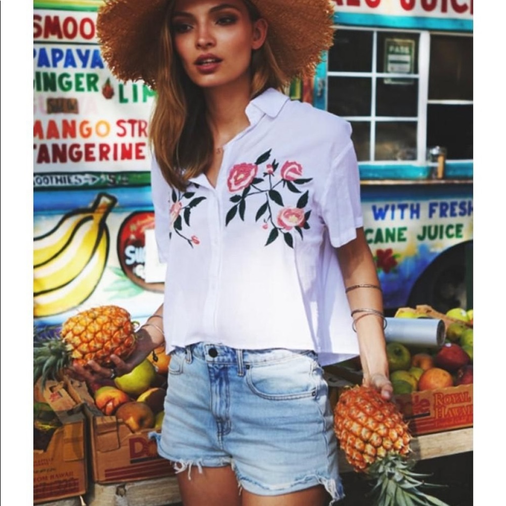 Rails Gretta White Floral Embroidered Shirt